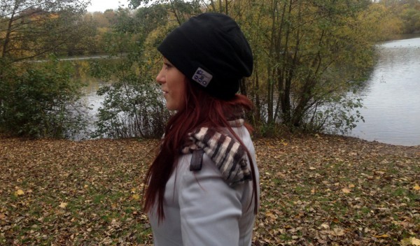 bluefingers smart beanie womens black on head bluetooth headset qtooth